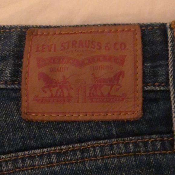 Brand new Levi straight leg cropped jeans - Picture 6 of 6